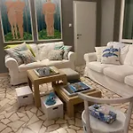 Villa Great 4-bedroom W Heated Eco Pool