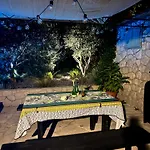 Villa Great 4-bedroom W Heated Eco Pool *