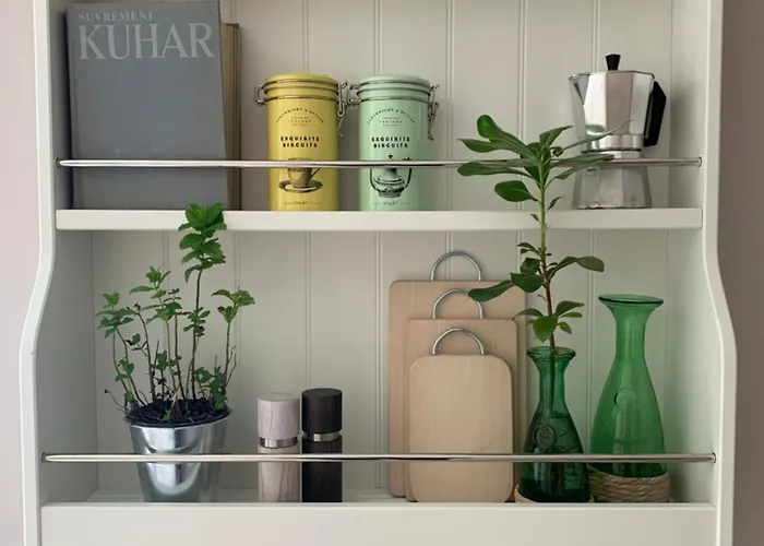 Great 4-bedroom W Heated Eco Pool * Duce